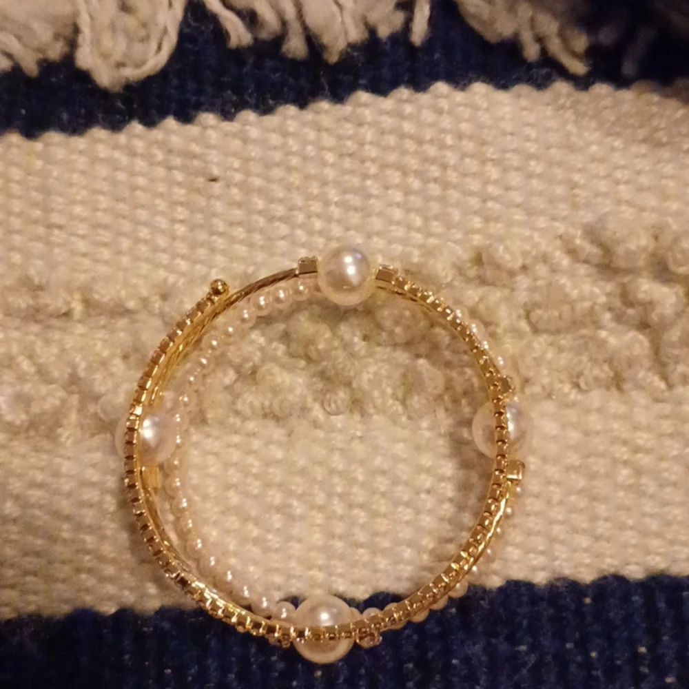 Bangle - Picture 3 of 5